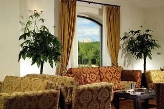 Hotel Castel Del Monte Park